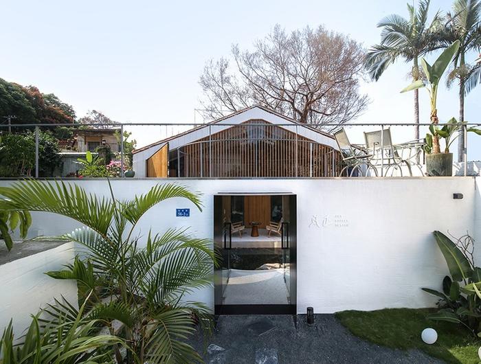 鼓浪嶼上的咖啡廳--廈門 / 反正咖啡館 項目詳情見評論 光與木制